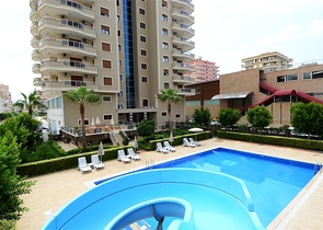 Просторная квартира в центре района Махмутлар