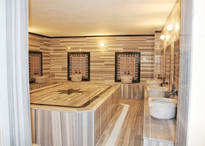 Просторная квартира в центре района Махмутлар