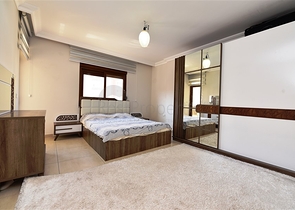 Просторная квартира в центре района Махмутлар