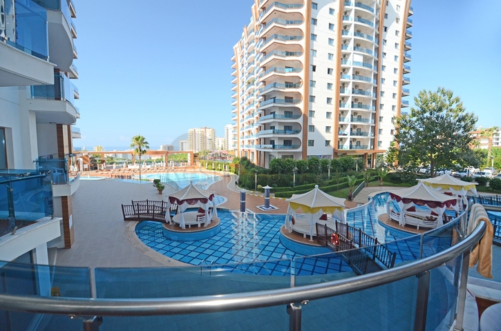 Двухкомнатная квартира в комплексе класса люкс