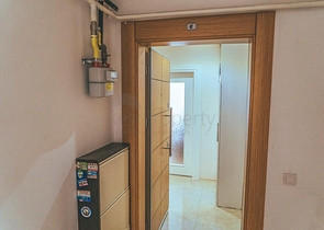 Двухкомнатная квартира с газовым отоплением в Хурме 