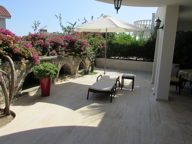 Вилла в комплексе в Конаклы