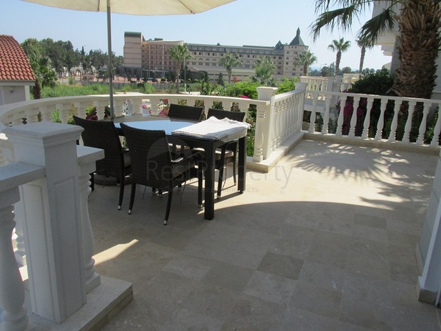 Вилла в комплексе в Конаклы