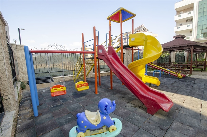 Просторная квартира 4+1 в районе Унжалы Коньяалты Анталья