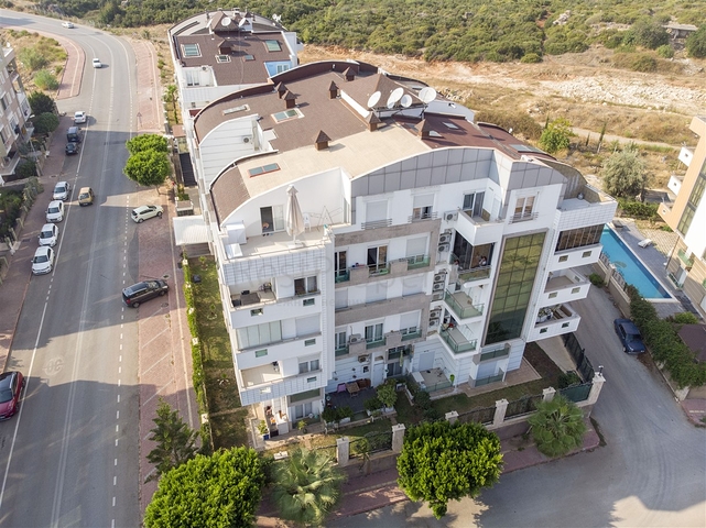 Просторная квартира 4+1 в районе Унжалы Коньяалты Анталья