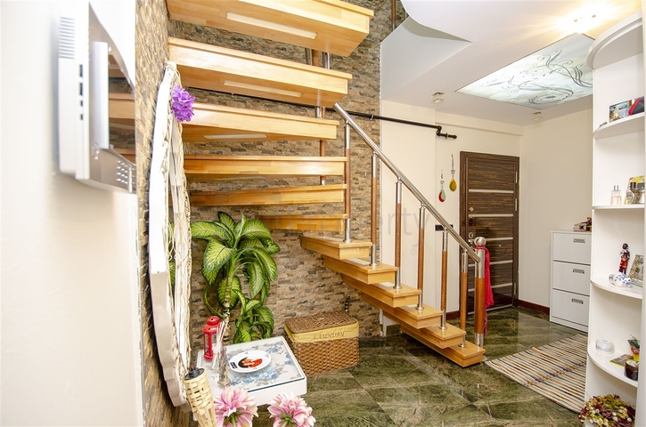 Просторная квартира 4+1 в районе Унжалы Коньяалты Анталья