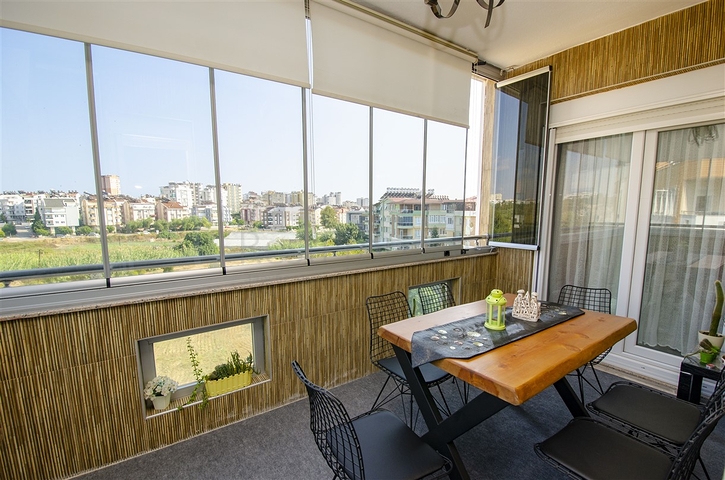 Просторная квартира 4+1 в районе Унжалы Коньяалты Анталья