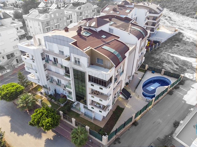 Просторная квартира 4+1 в районе Унжалы Коньяалты Анталья