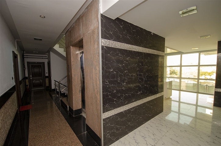 Просторная квартира 4+1 в районе Унжалы Коньяалты Анталья