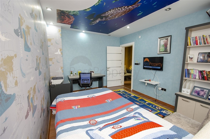 Просторная квартира 4+1 в районе Унжалы Коньяалты Анталья