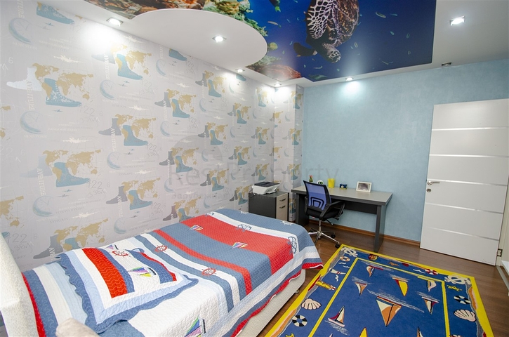 Просторная квартира 4+1 в районе Унжалы Коньяалты Анталья