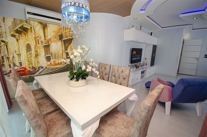 Просторная квартира 4+1 в районе Унжалы Коньяалты Анталья