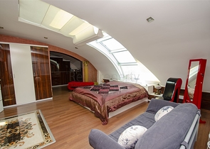 Просторная квартира 4+1 в районе Унжалы Коньяалты Анталья