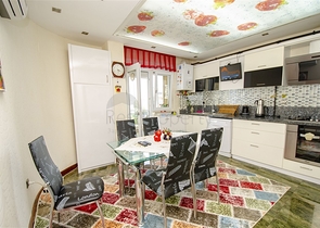 Просторная квартира 4+1 в районе Унжалы Коньяалты Анталья