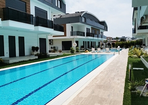 Пентхаус 2+1 с мебелью рядом с песчаными пляжами Лары 