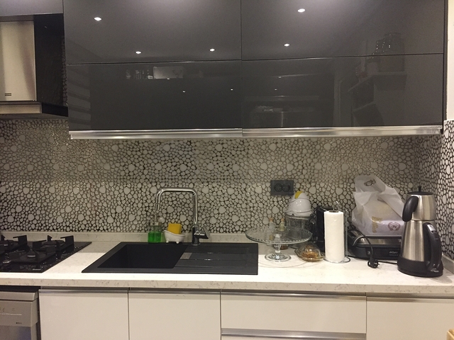 Продается трехкомнатная квартира в новом малоэтажном жилом комплексе