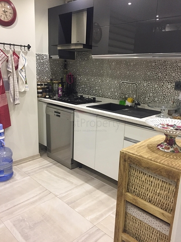 Продается трехкомнатная квартира в новом малоэтажном жилом комплексе