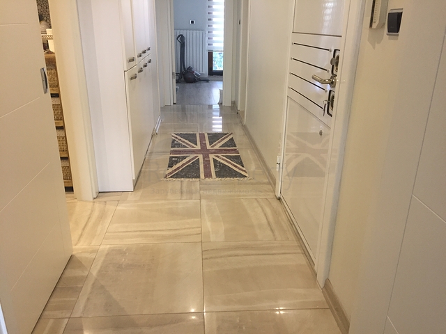 Продается трехкомнатная квартира в новом малоэтажном жилом комплексе