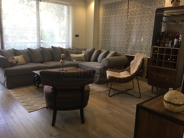 Продается трехкомнатная квартира в новом малоэтажном жилом комплексе