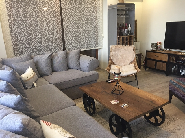 Продается трехкомнатная квартира в новом малоэтажном жилом комплексе