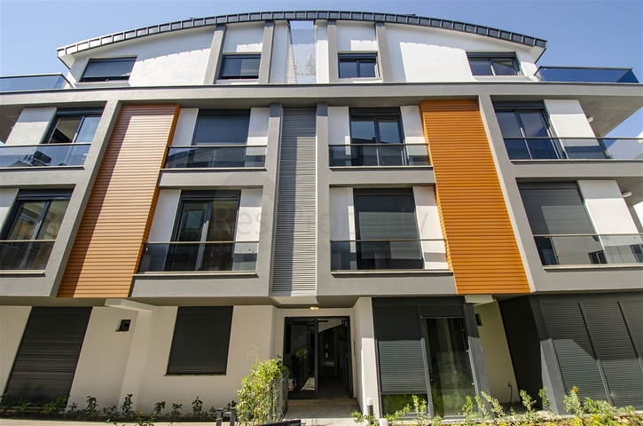 Квартиры 1+1, 2+1, 3+1 в комплексе в районе Гюзельоба Лара 