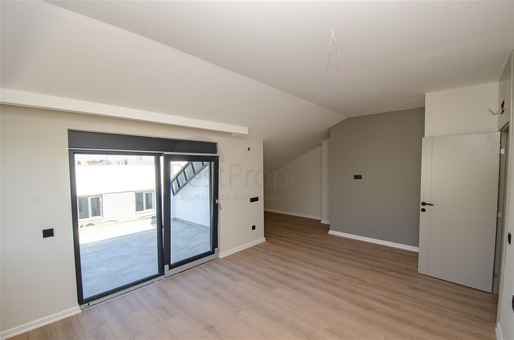 Квартиры 1+1, 2+1, 3+1 в комплексе в районе Гюзельоба Лара 