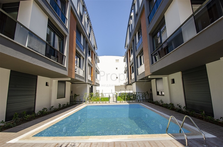 Квартиры 1+1, 2+1, 3+1 в комплексе в районе Гюзельоба Лара 