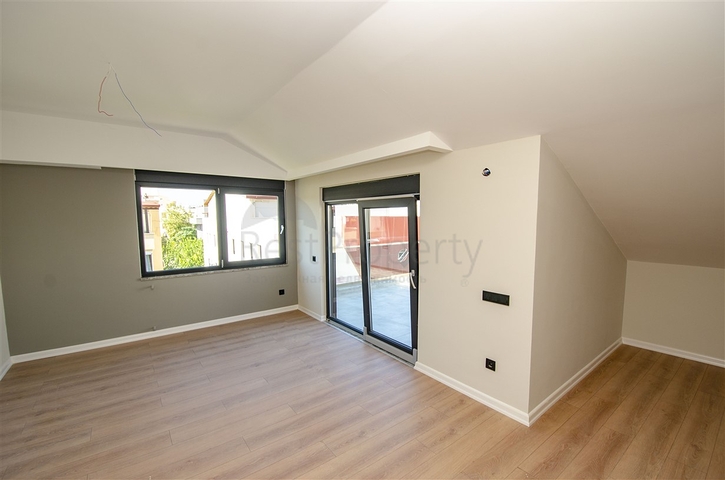 Квартиры 1+1, 2+1, 3+1 в комплексе в районе Гюзельоба Лара 