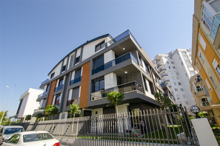 Квартиры 1+1, 2+1, 3+1 в комплексе в районе Гюзельоба Лара 