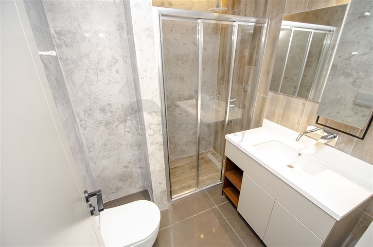 Квартиры 1+1, 2+1, 3+1 в комплексе в районе Гюзельоба Лара 