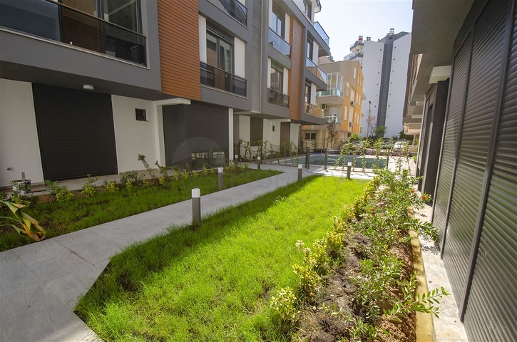 Квартиры 1+1, 2+1, 3+1 в комплексе в районе Гюзельоба Лара 