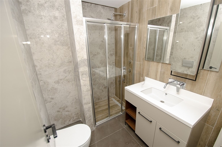 Квартиры 1+1, 2+1, 3+1 в комплексе в районе Гюзельоба Лара 