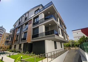 Квартиры 1+1, 2+1, 3+1 в комплексе в районе Гюзельоба Лара 