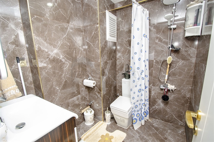 Квартира 2+1 в Чалаяне Ларе в комплексе с олимпийским бассейном