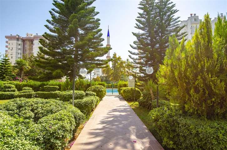 Квартира 2+1 в Чалаяне Ларе в комплексе с олимпийским бассейном