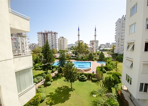 Квартира 2+1 в Чалаяне Ларе в комплексе с олимпийским бассейном