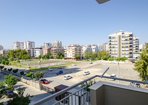 Квартира 2+1 в Чалаяне Ларе в комплексе с олимпийским бассейном