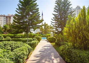 Квартира 2+1 в Чалаяне Ларе в комплексе с олимпийским бассейном