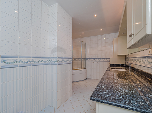 Дуплекс с идеальным расположением в европейском районе Ешилькёй