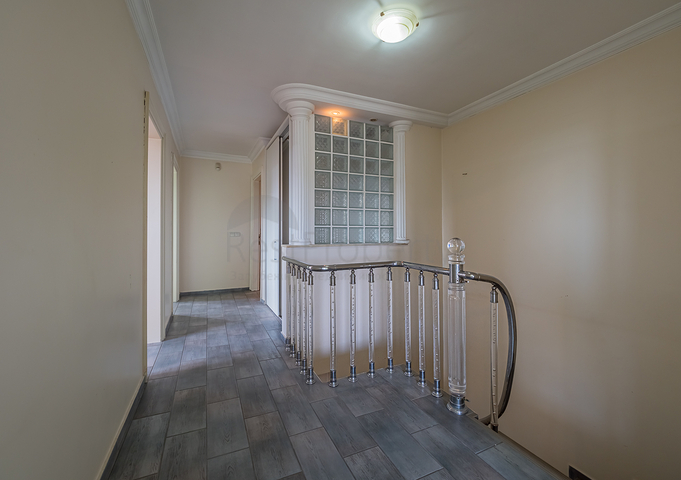 Дуплекс с идеальным расположением в европейском районе Ешилькёй