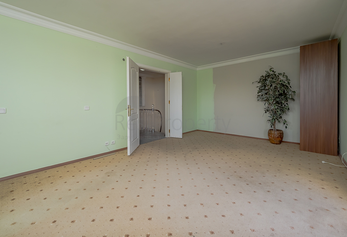 Дуплекс с идеальным расположением в европейском районе Ешилькёй