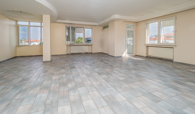 Дуплекс с идеальным расположением в европейском районе Ешилькёй