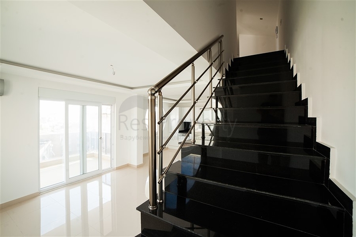 Пентхаус 3+1 рядом с знаменитым пляжем Клеопатра