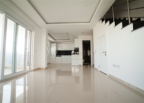 Пентхаус 3+1 рядом с знаменитым пляжем Клеопатра