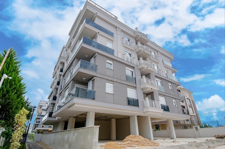 Продажа коммерческой недвижимости под магазин в Коньяалты