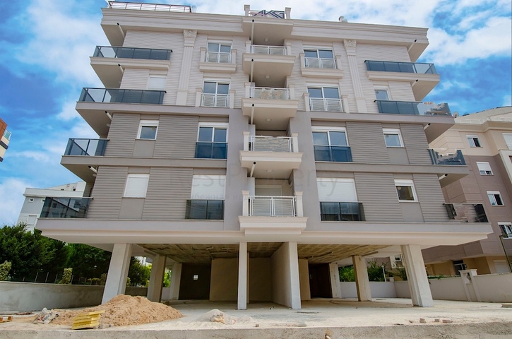 Продажа коммерческой недвижимости под магазин в Коньяалты