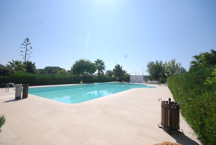 Трехкомнатные апартаменты в новом районе Демирташ