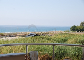 Трехкомнатные апартаменты в новом районе Демирташ