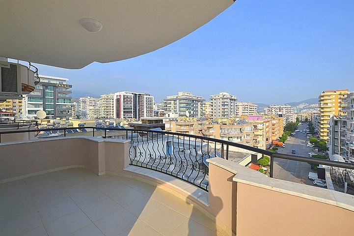 Просторная трёхкомнатная квартира с удобной планировкой