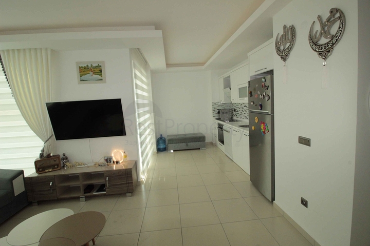 Трехкомнатная квартира с видом на море